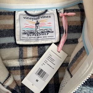 Women’s Vineyard Vines Supershep Plaid Pullover Color: Tan/Navy/Blue Size: M